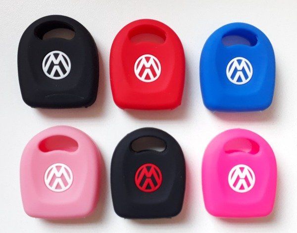 Imagen ilustrativa de FUNDA LLAVE SILICONA VW (Gol Power, Trend, Voyage, Fox, Suran)